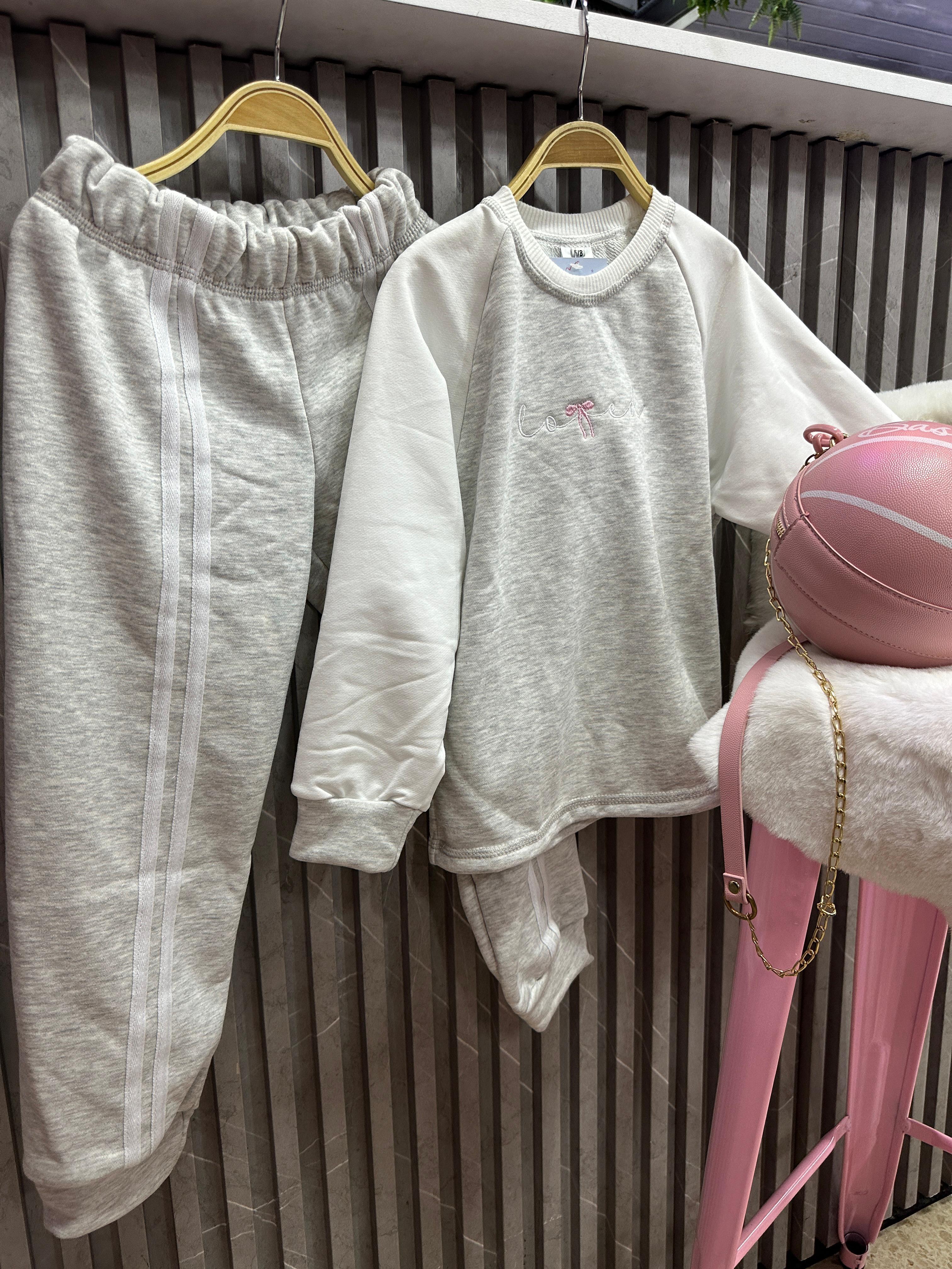 CONJUNTO LOVED BORDADO
